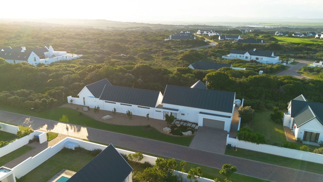 House in Saint Francis Links, Eastern Cape, South Africa 2 - 18394129