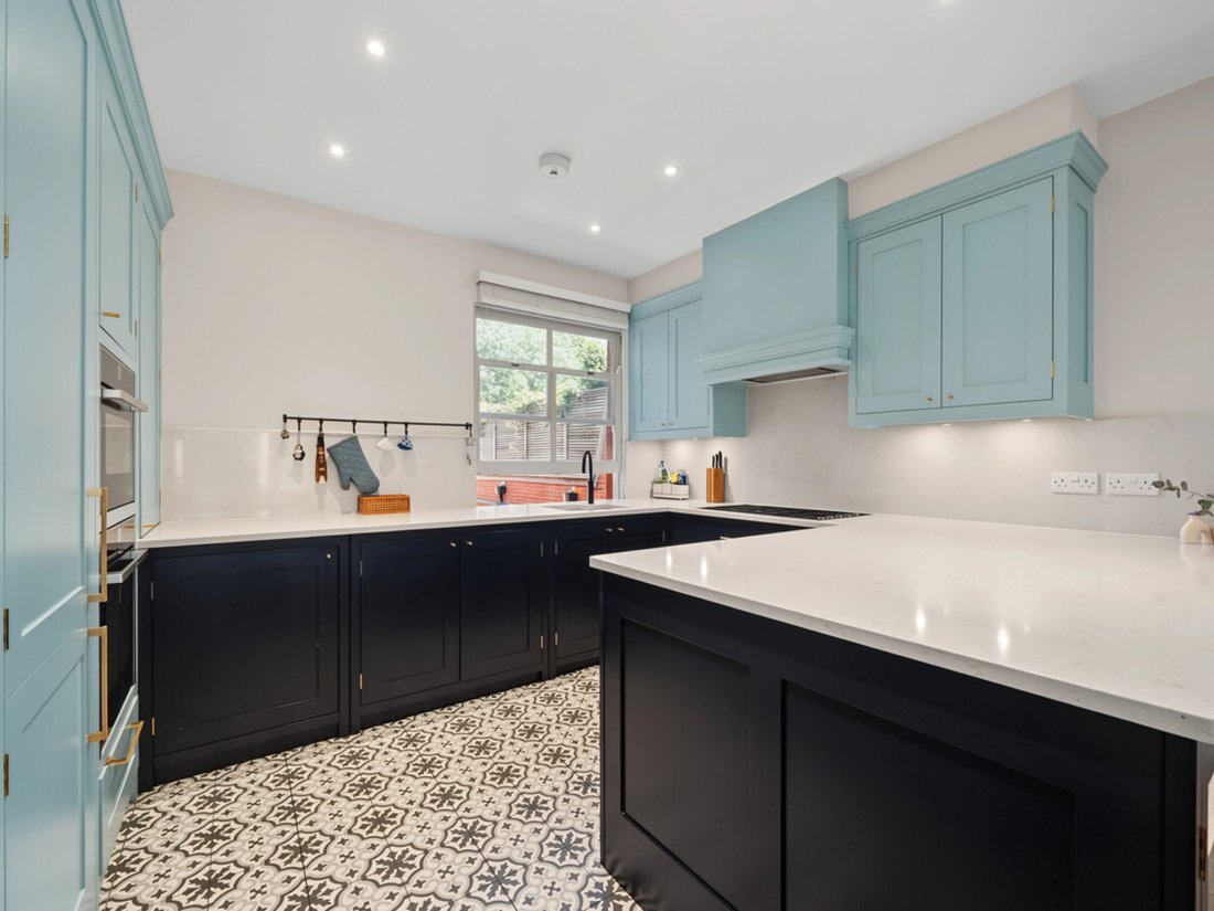 Apartment in Little Venice, Westminster, England 5 - 18396390