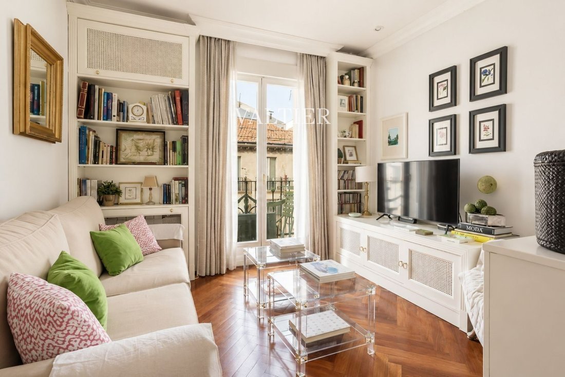 Apartment in Chamberi, Madrid, Spain 4 - 18391249