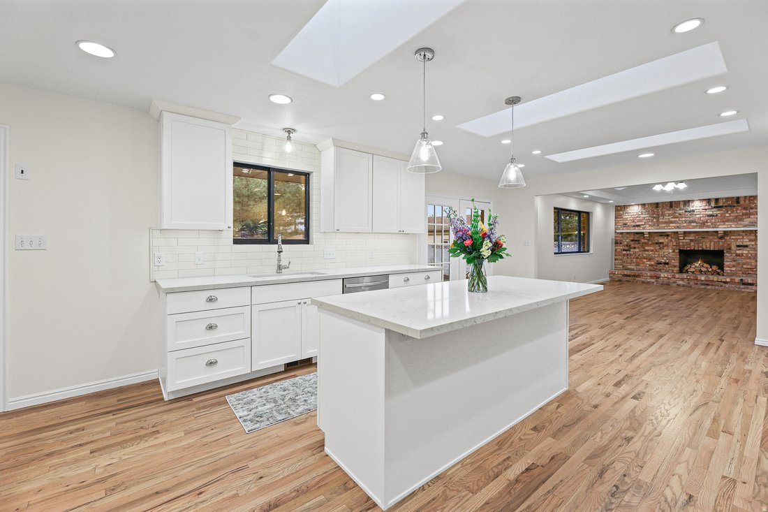 House in Sandy, Utah, United States 5 - 18391037