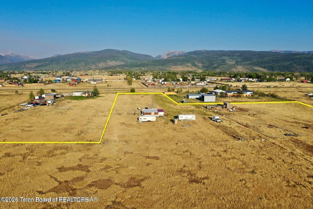 Land in Victor, Idaho, United States 2 - 18395585