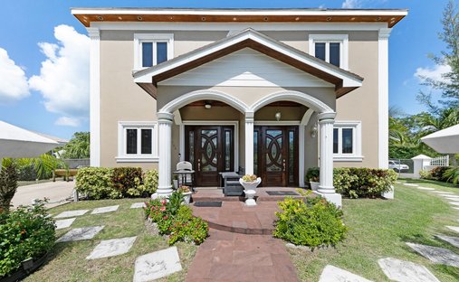 Villa in Nassau, New Providence, The Bahamas 1