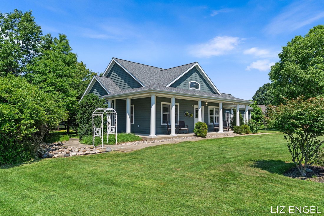 House in Douglas, Michigan, United States 3 - 18396639