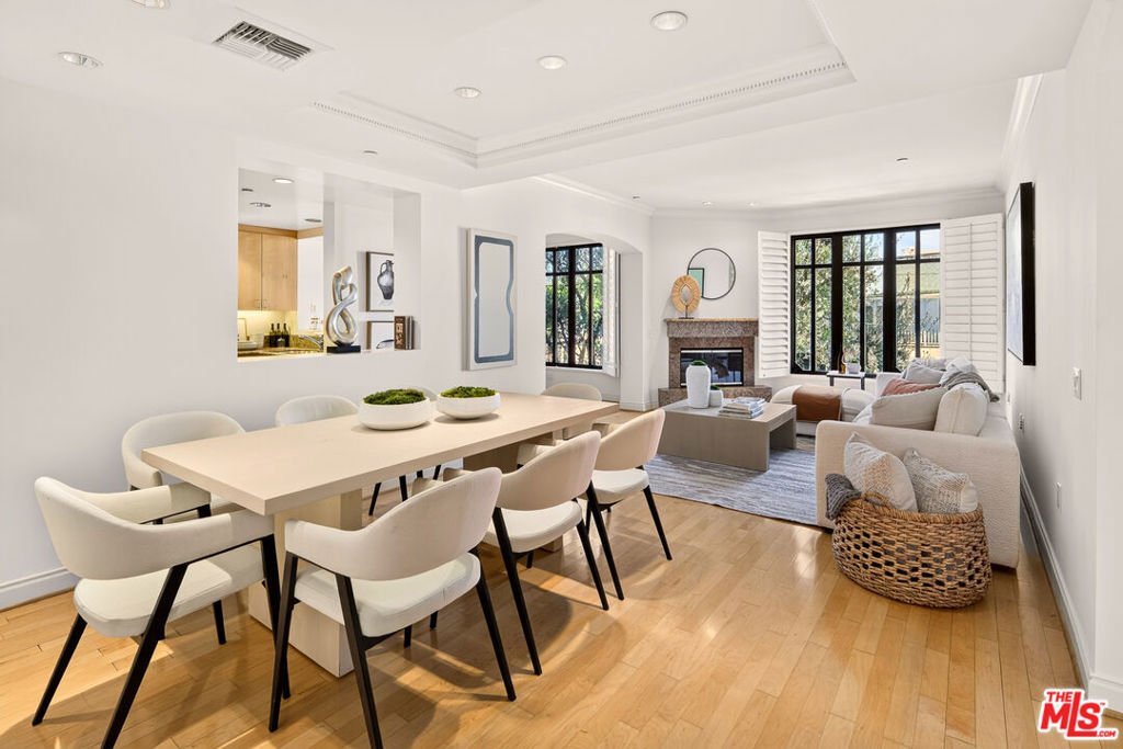 Condo in Los Angeles, California, United States 2 - 18395296