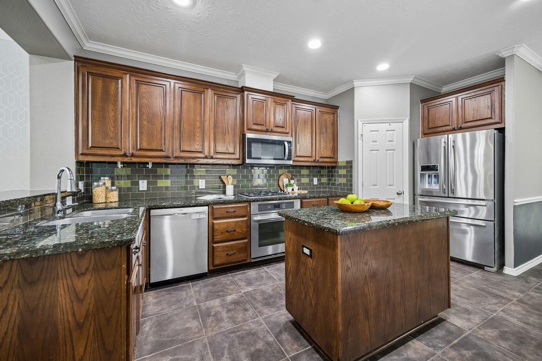 House in Houston, Texas, United States 3 - 18396107