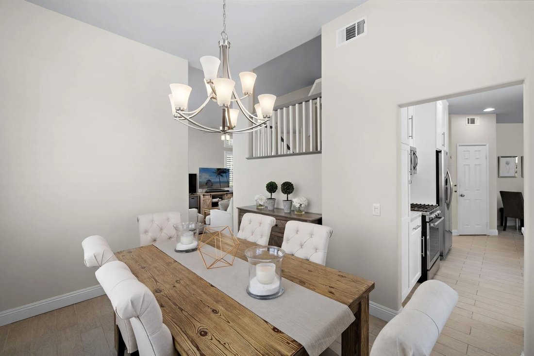Condo in Aliso Viejo, California, United States 4 - 18396153