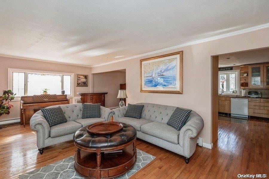 House in Port Washington, New York, United States 5 - 18394084