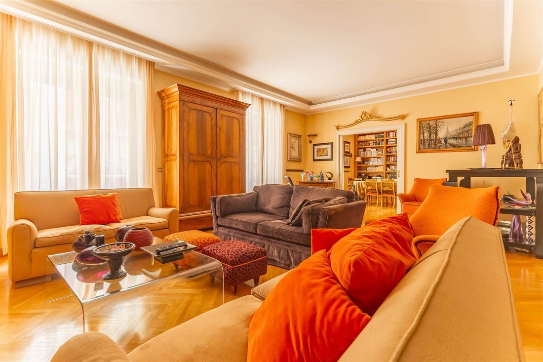 Appartamento a Madonnella, Bari, Puglia 1 - 18396754