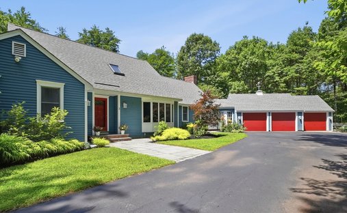 House in Atkinson, New Hampshire, United States 1