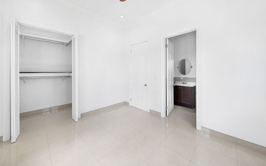Villa in Nassau, New Providence, The Bahamas 4 - 18396992
