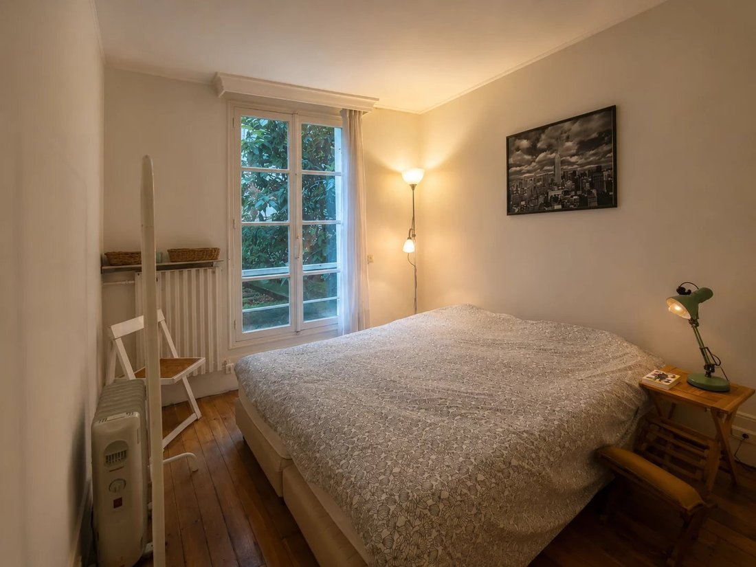 Apartment in Odéon, Paris 6e Arrondissement, Paris 3 - 18392417