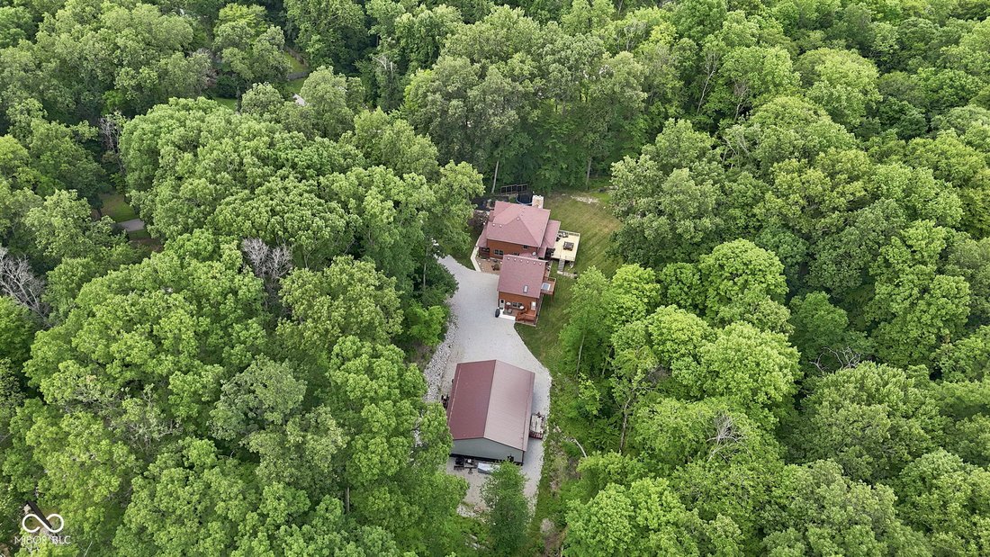 House in Nineveh, Indiana, United States 4 - 18395700