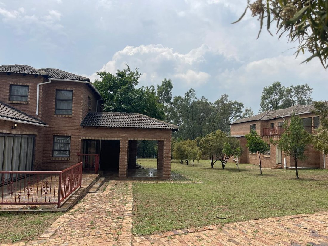 House in Johannesburg, Gauteng, South Africa 1 - 18395596