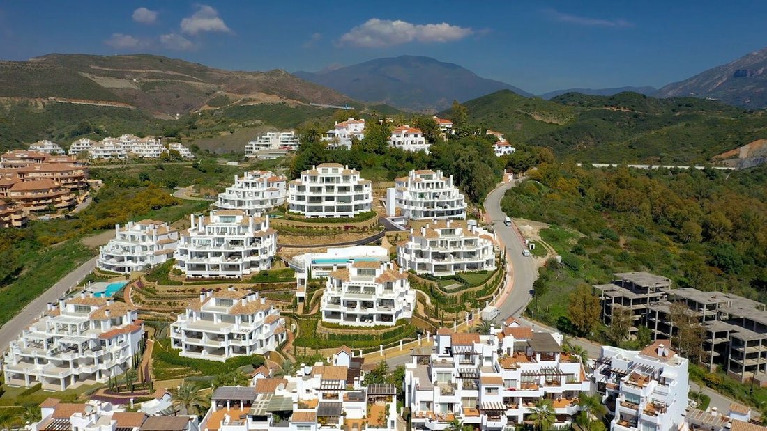 Apartment in Nueva Andalucia, Marbella, Spain 1 - 18393429
