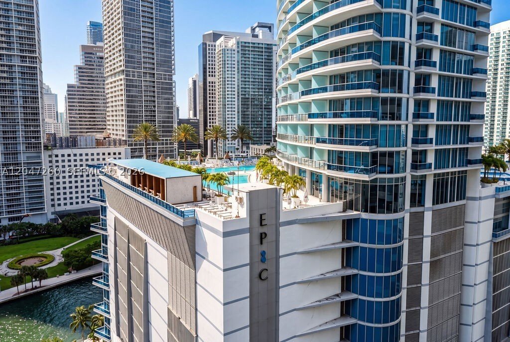 Condo in Miami, Florida, United States 1 - 18396155