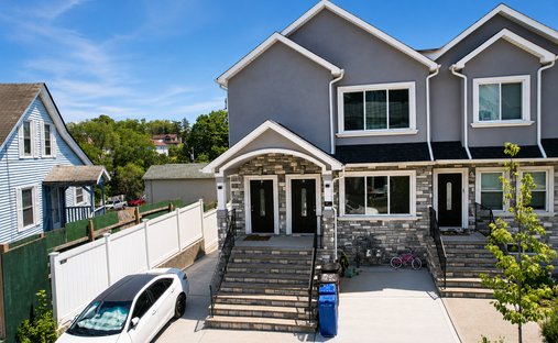 House in New York, New York, United States 1