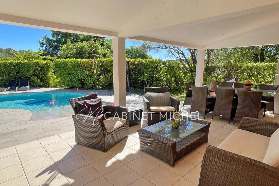 Villa in Nord, Roquefort-les-Pins, France 4 - 18391829