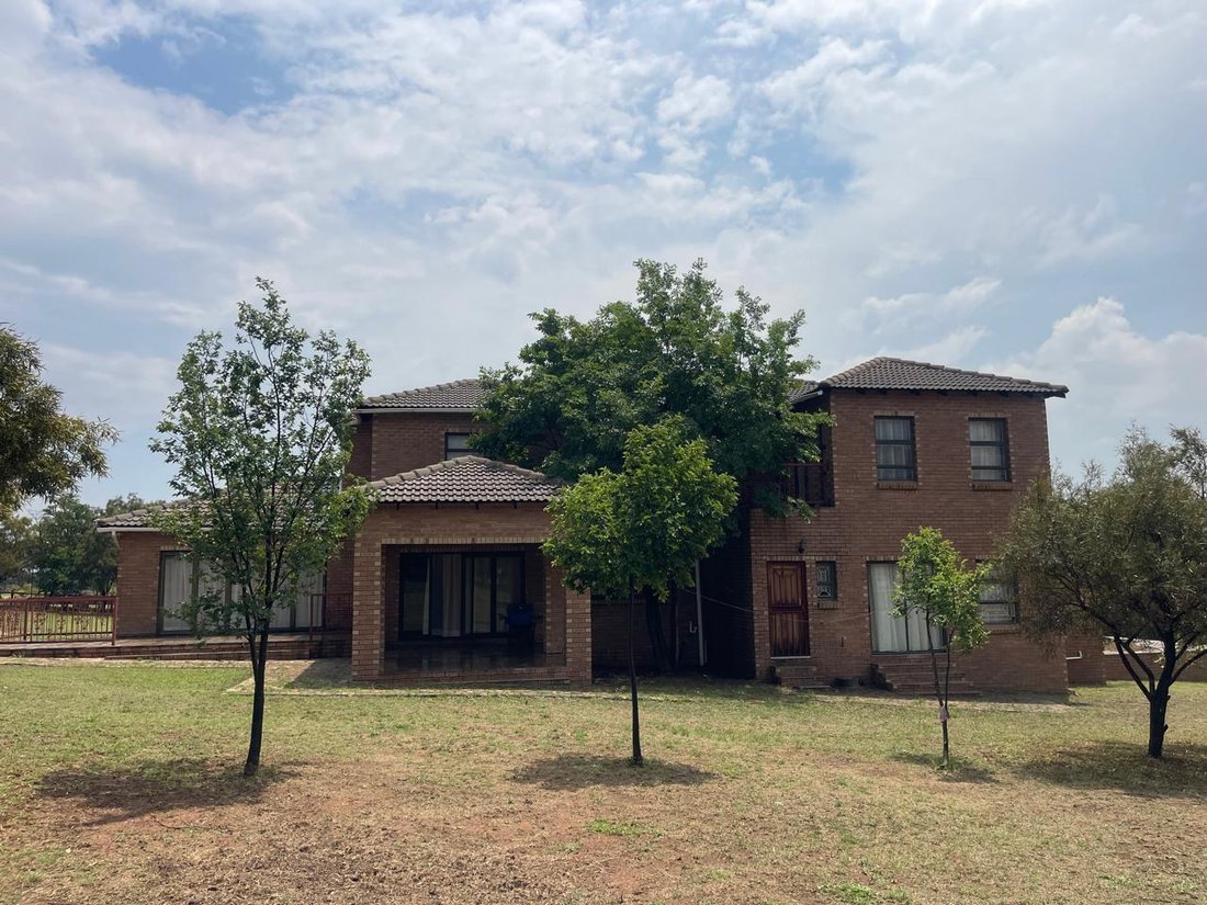 House in Johannesburg, Gauteng, South Africa 2 - 18395596
