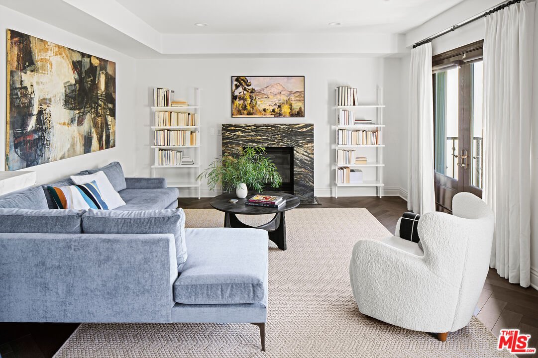 Condo in Los Angeles, California, United States 1 - 18396864