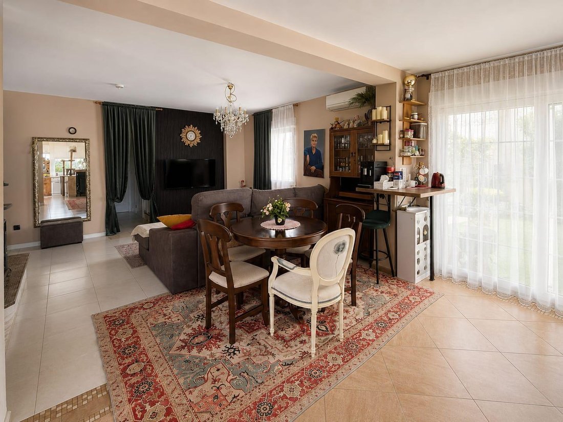 Villa in La Zenia, Orihuela, Valencian Community 2 - 18395443