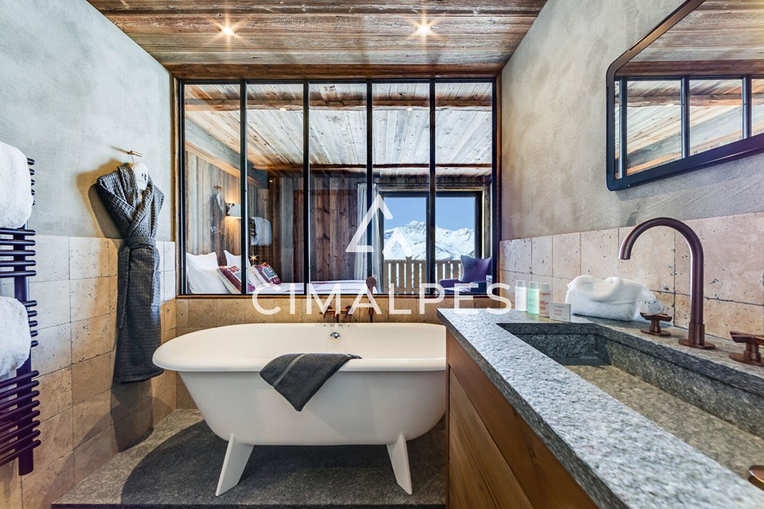 Apartment in Val-d'Isere, Auvergne-Rhône-Alpes, France 3 - 18393420