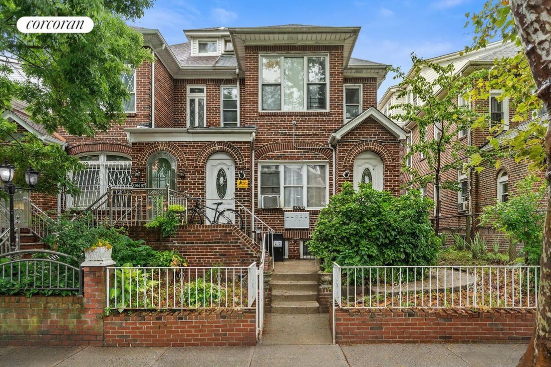 House in New York, New York, United States 1 - 18393601