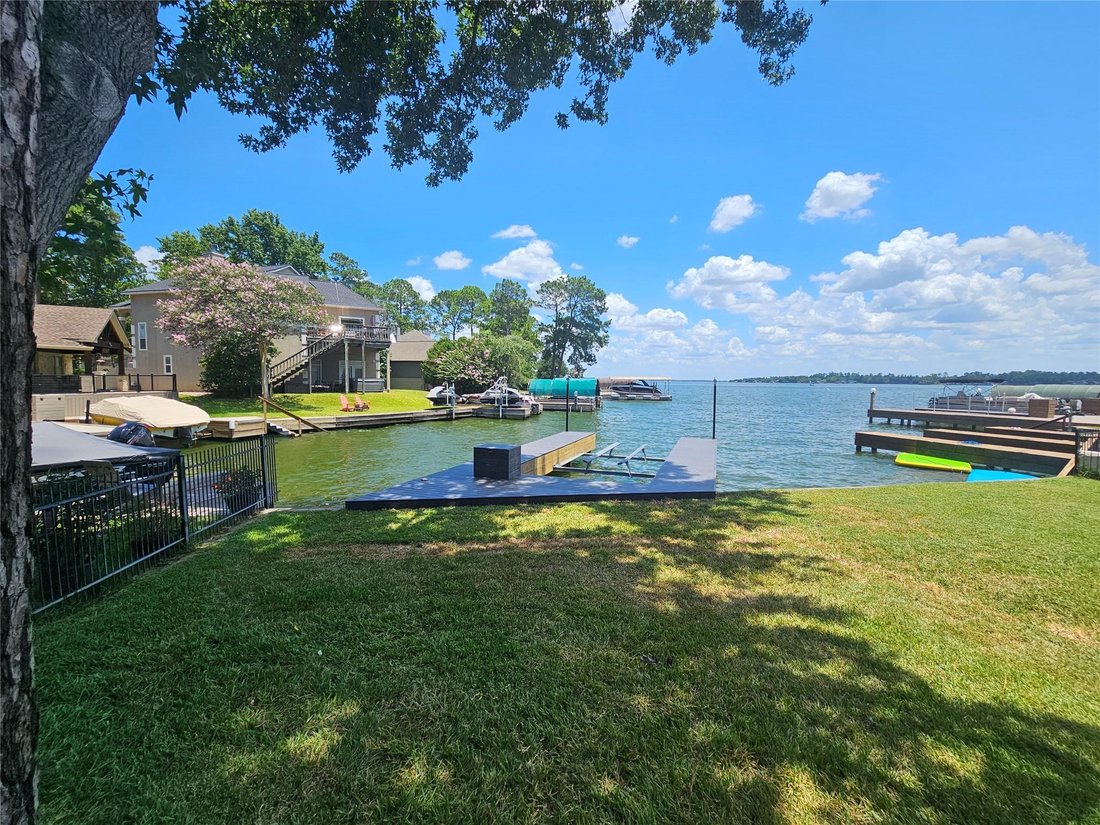 House in Montgomery, Texas, United States 4 - 16913832