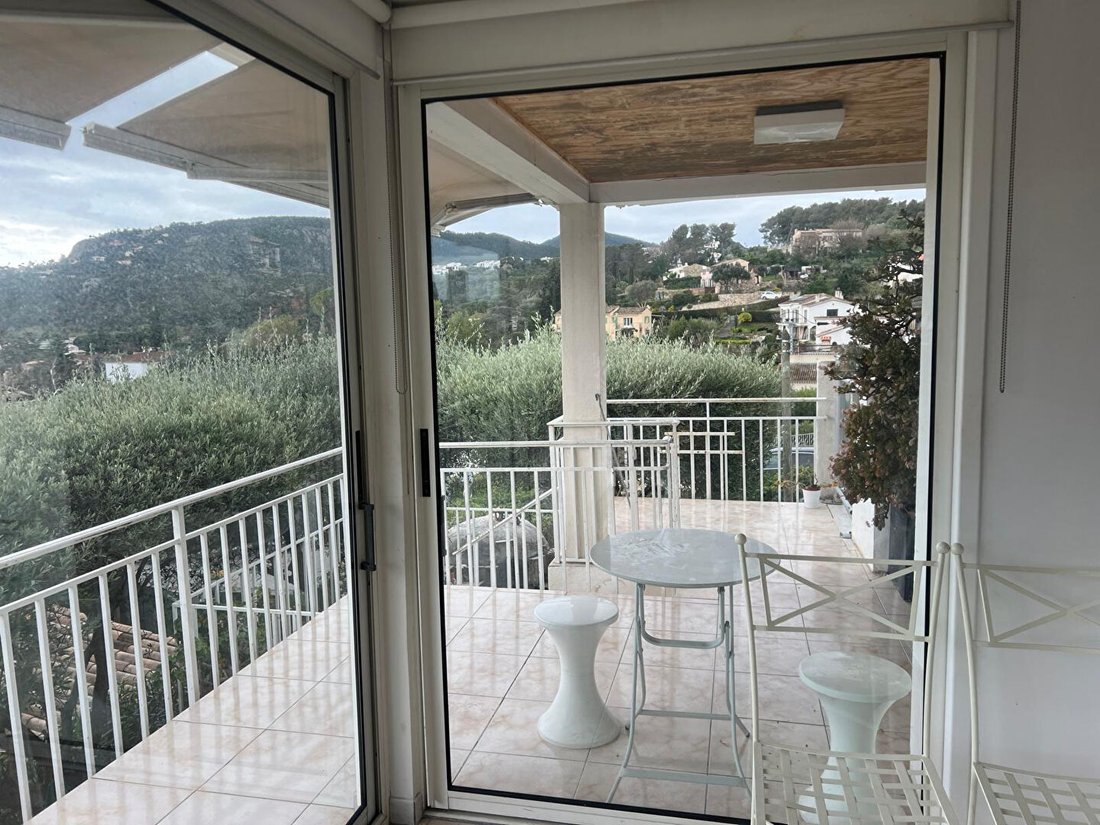 Villa in Mandelieu-la-Napoule, Provence-Alpes-Côte d'Azur, France 3 - 18393461