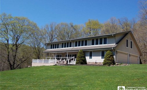 House in Bemus Point, New York, United States 1