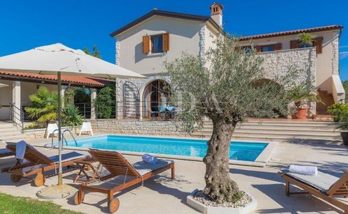 House in Svetvincenat, Istria County, Croatia 1