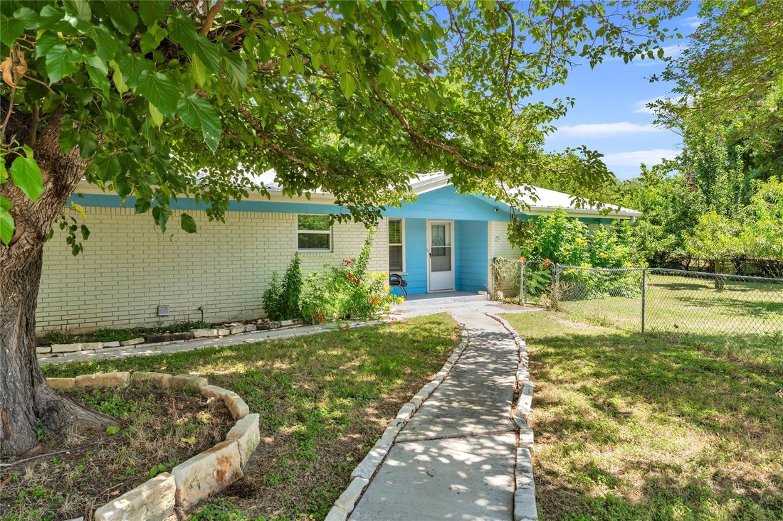 House in Burnet, Texas, United States 2 - 18394377