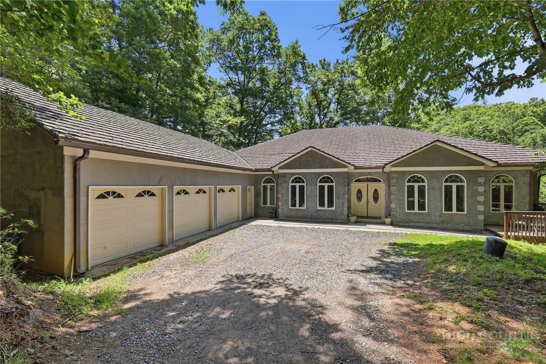 House in West Jefferson, North Carolina, United States 2 - 18394698