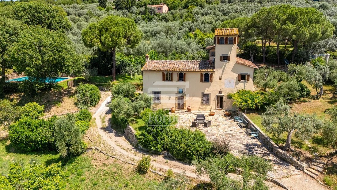 Villa in Settignano, Florence, Tuscany 3 - 18393281
