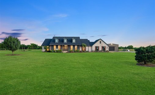 House in Tioga, Texas, United States 1