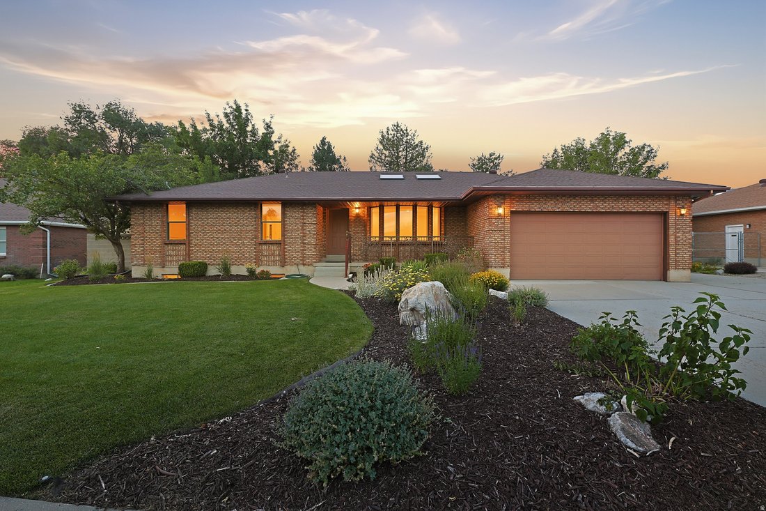House in Sandy, Utah, United States 2 - 18391037