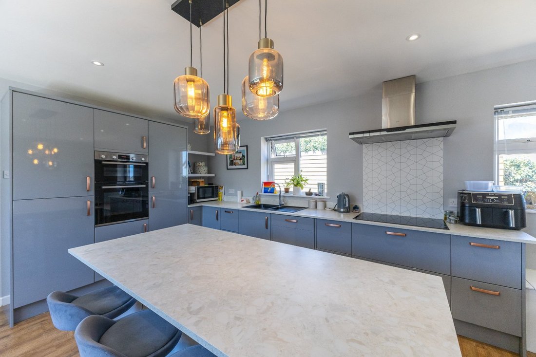 Bungalow in United Kingdom 2 - 18394112