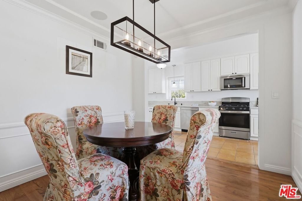 House in Los Angeles, California, United States 4 - 18377823