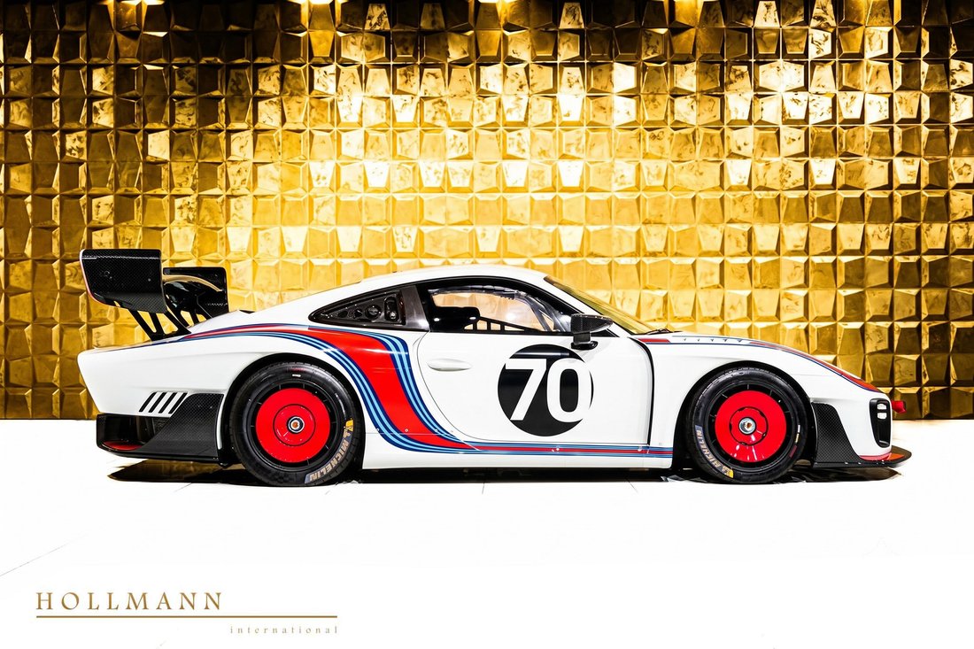 Race Car in Stuhr, Germany 4 - 18392556