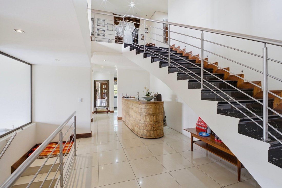 House in Centurion, Gauteng, South Africa 4 - 18391681