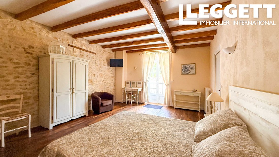 House in Saint-Hilaire-de-Villefranche, Nouvelle-Aquitaine, France 5 - 18396029