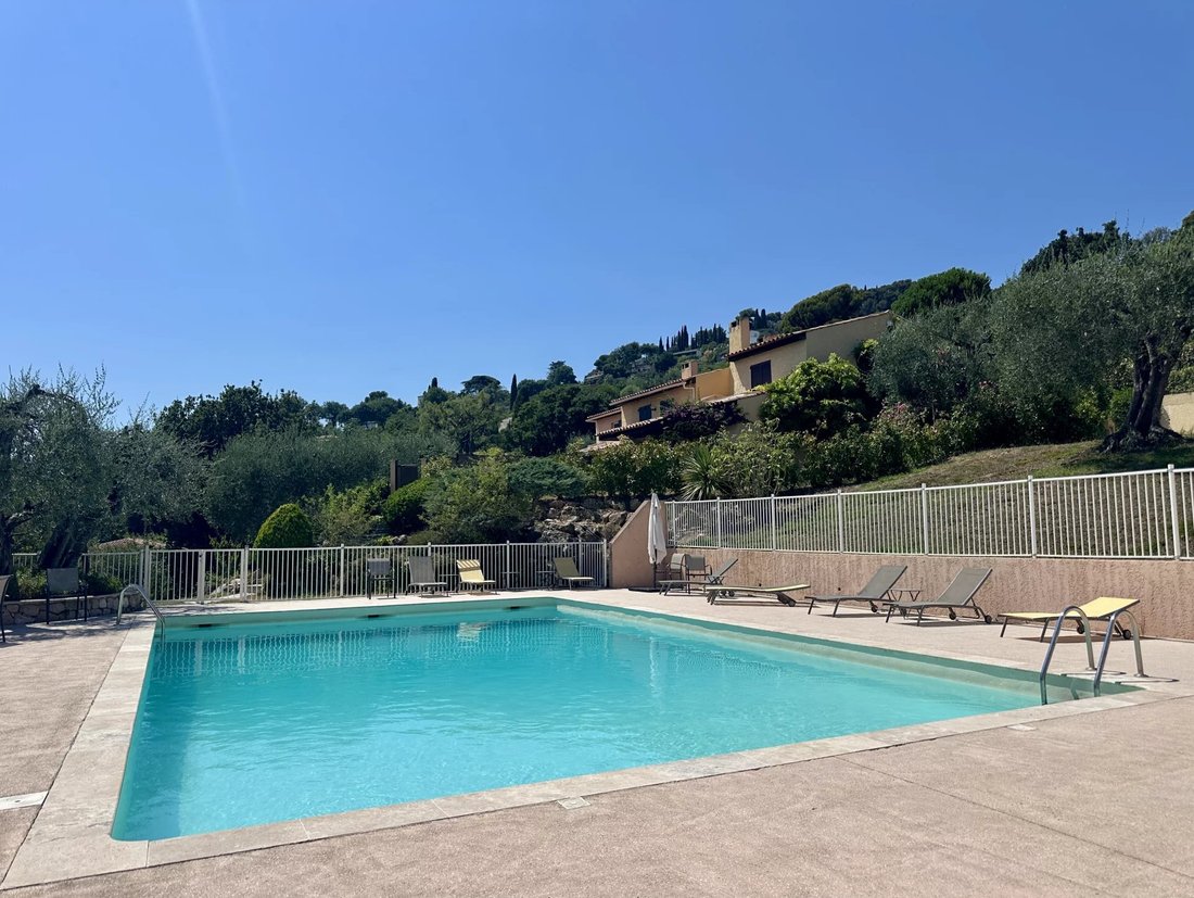 Appartement à Nice, Provence-Alpes-Côte d'Azur, France 2 - 18374013