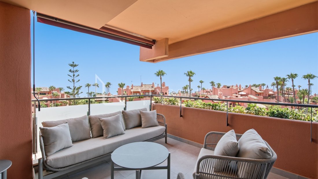 Apartment in Estepona, Andalusia, Spain 2 - 18391050