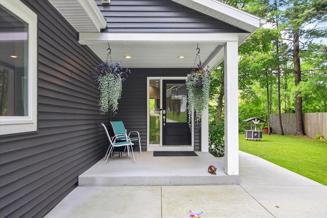House in Howard City, Michigan, United States 5 - 18396002