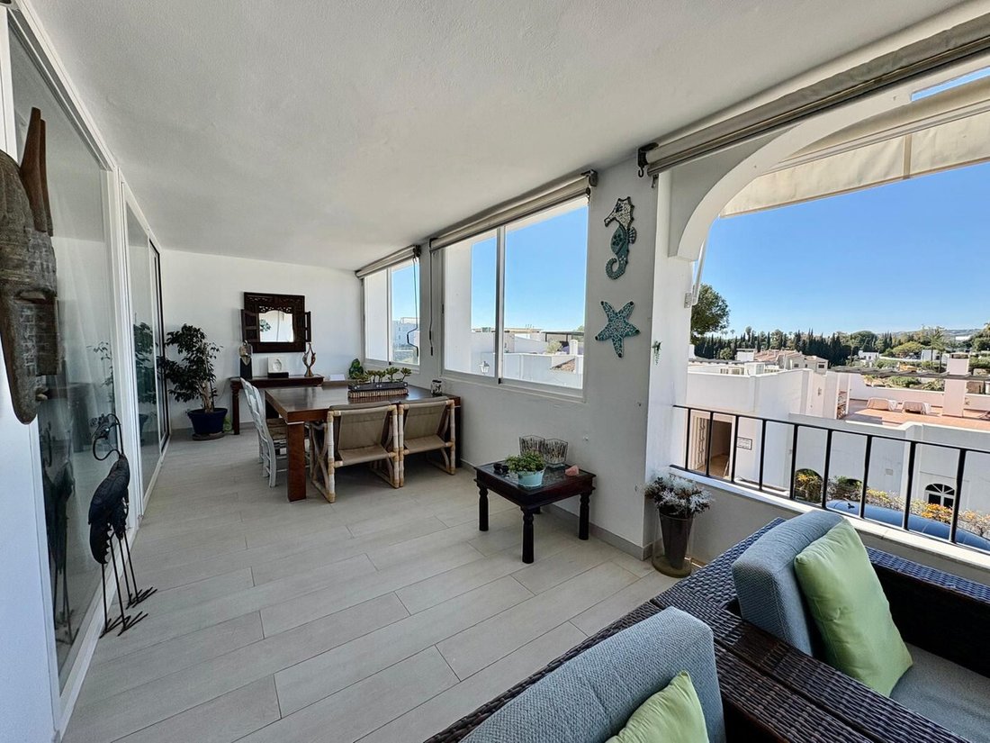 Apartment in La Quinta, Benahavis, Andalusia 2 - 18393353