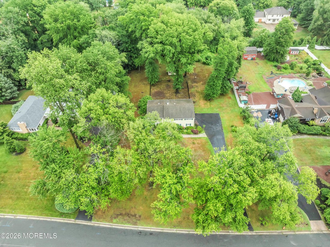 House in Lincroft, New Jersey, United States 4 - 18390834