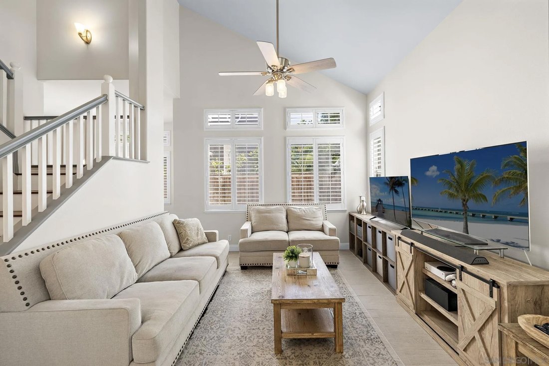 Condo in Aliso Viejo, California, United States 5 - 18396153