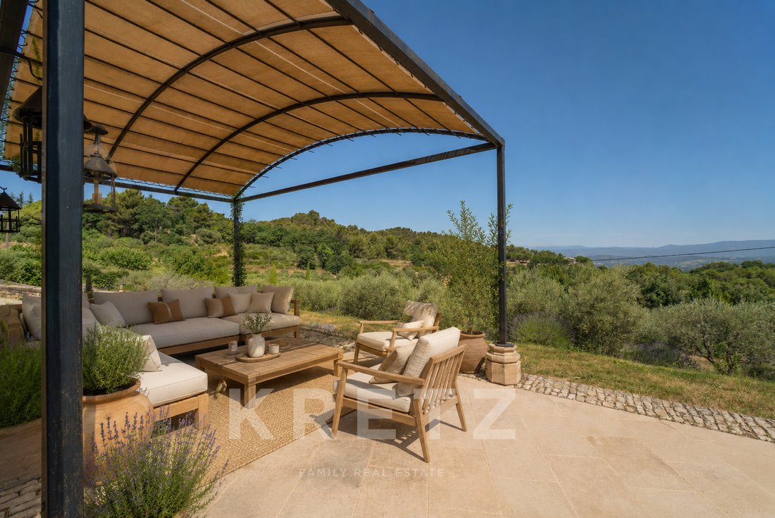 Estate in Bonnieux, Provence-Alpes-Côte d'Azur, France 5 - 18396716