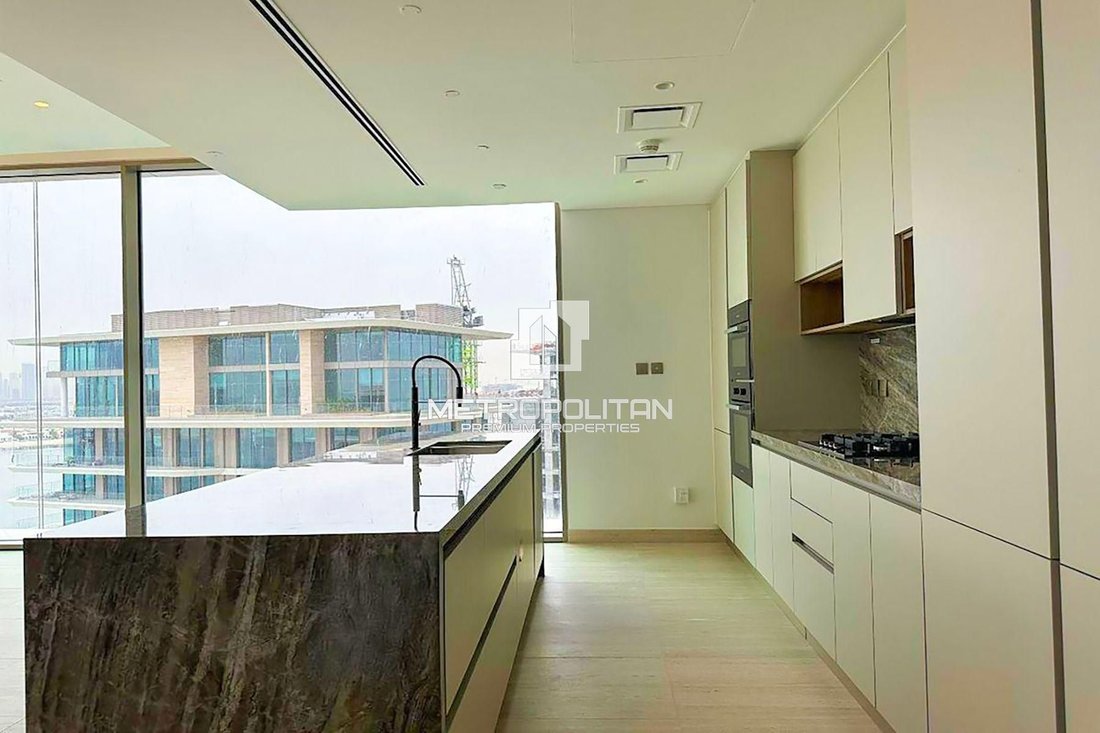 Apartment in Palm Jumeirah, Dubai, United Arab Emirates 2 - 18392432