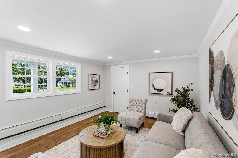House in Old Bethpage, New York, United States 5 - 18396791