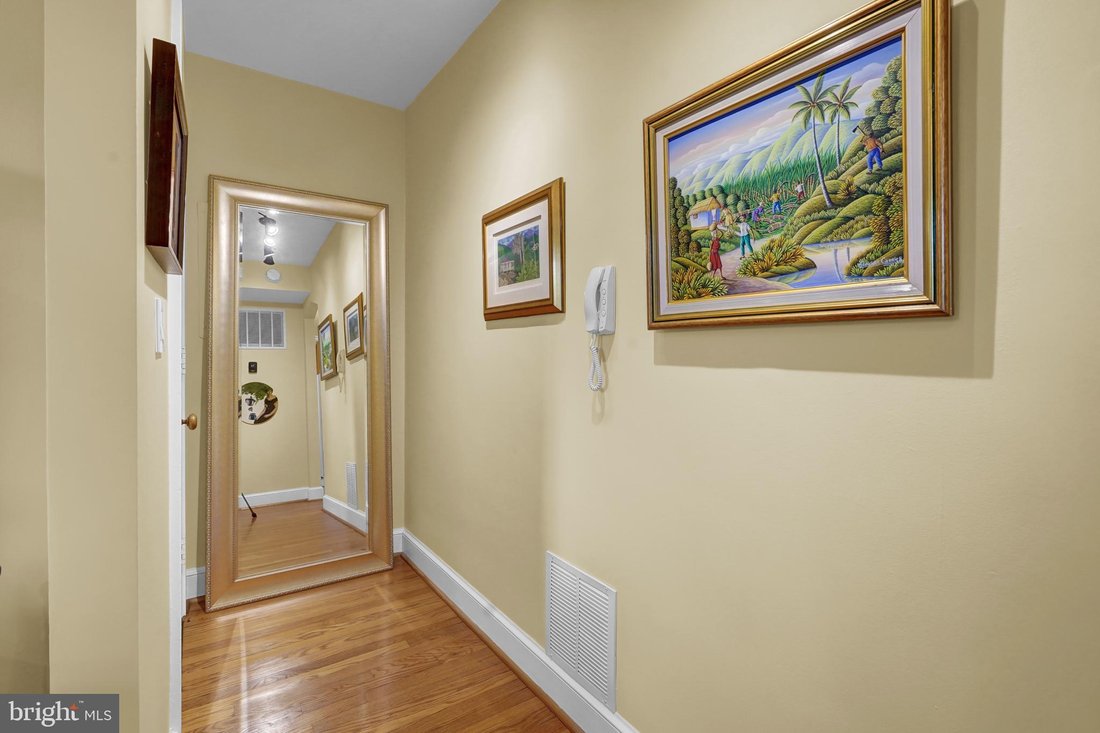 Condominio a Alexandria, Virginia, Stati Uniti 2 - 18396925